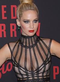 Jennifer Lawrence Nipslip pic