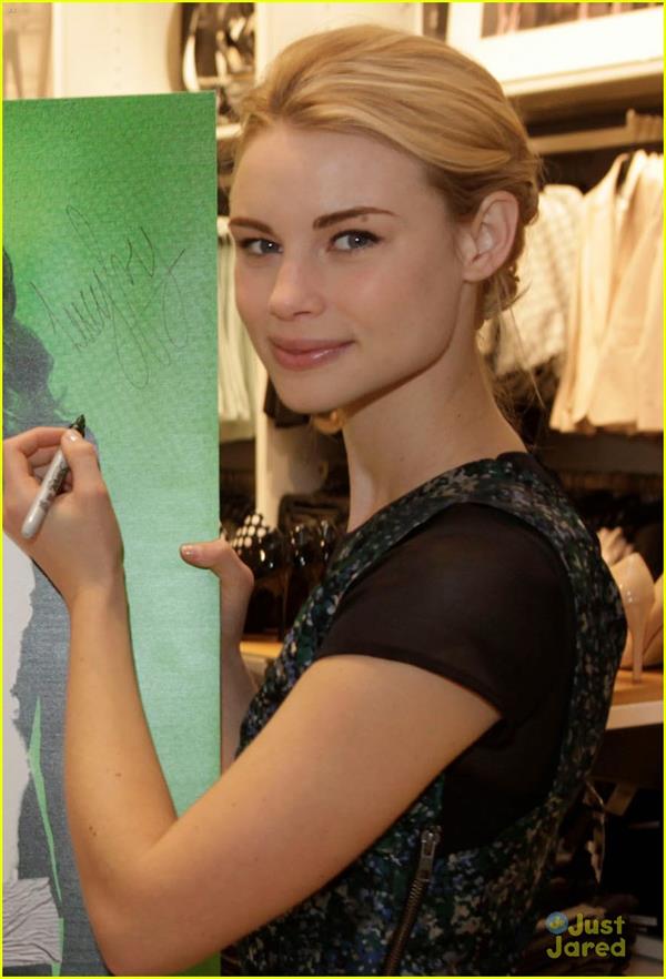 Lucy Fry