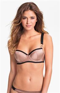 Jehane Paris in lingerie