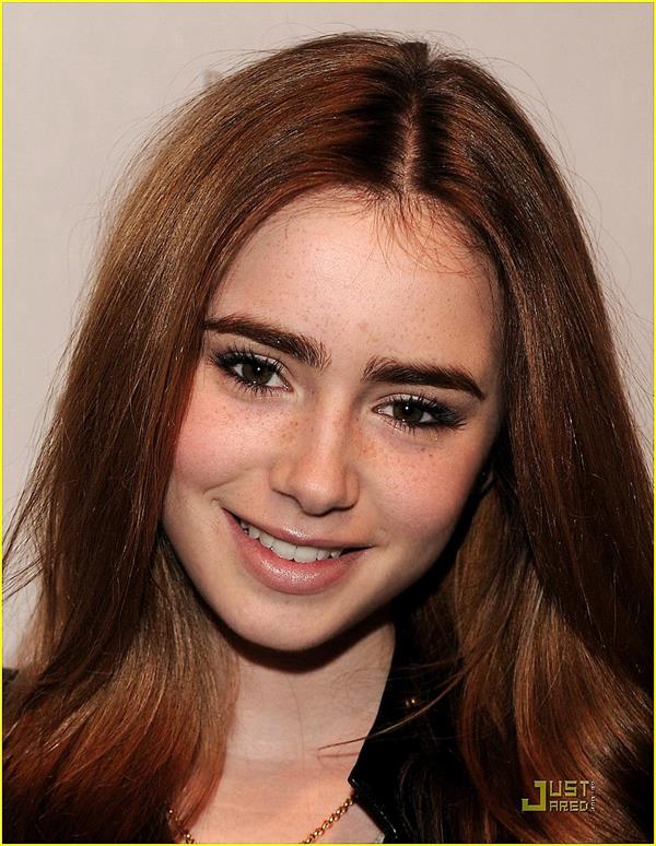 Lily Collins