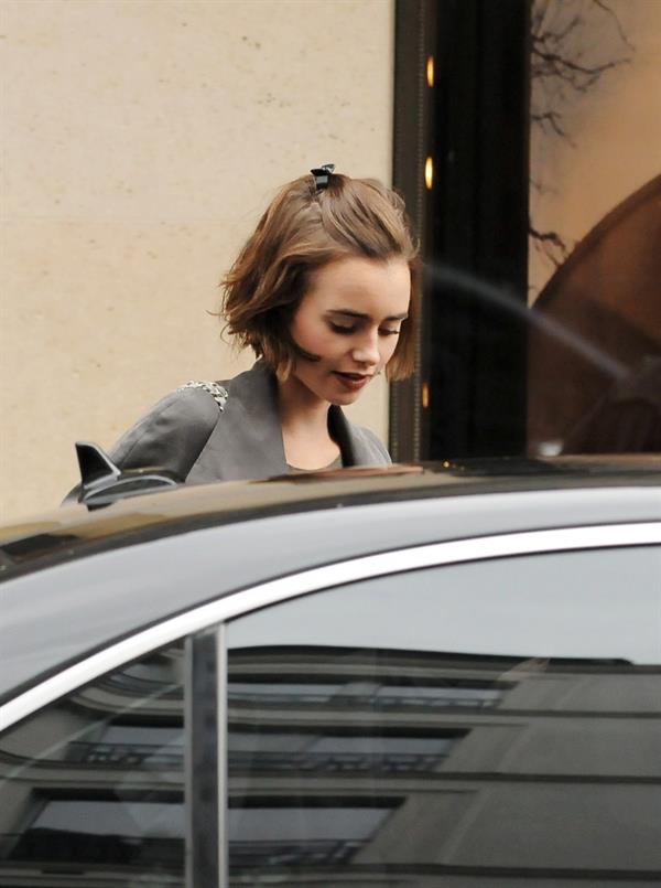 Lily Collins