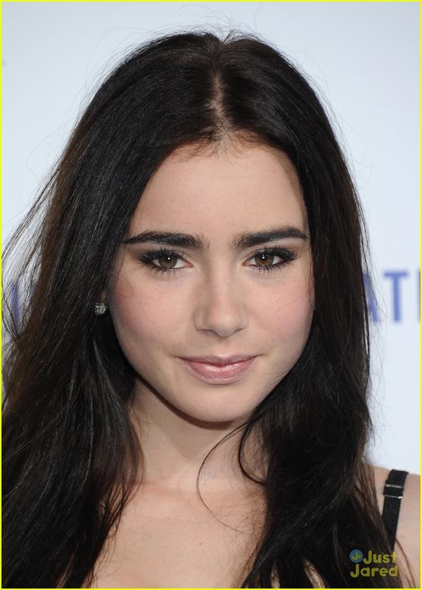 Lily Collins