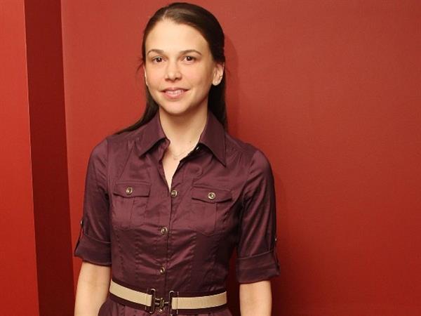 Sutton Foster