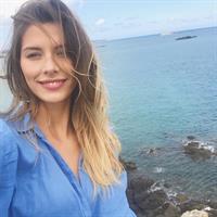 Camille Cerf taking a selfie