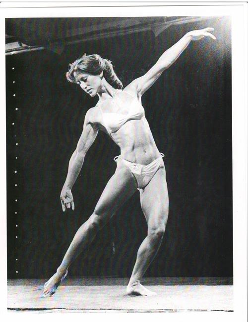 Rachel McLish in a bikini