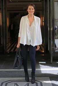 Margot Robbie Pictures Margot Robbie