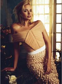 Margot Robbie