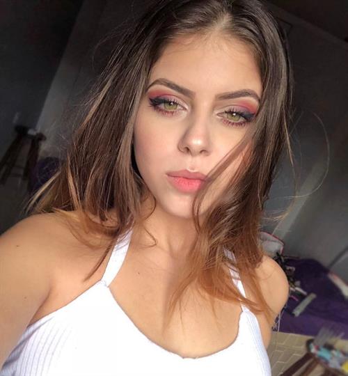 Ingrid Germanno taking a selfie