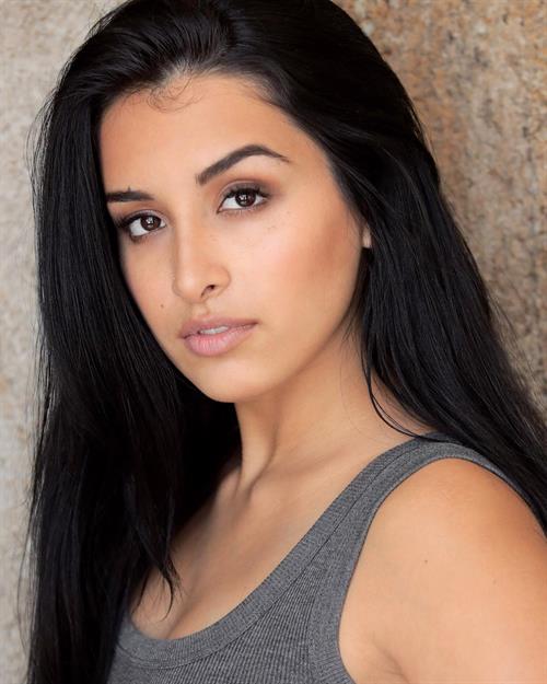 Jazmine Garcia taking a selfie