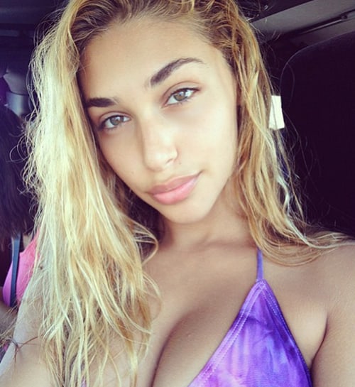 Chantel Jeffries taking a selfie