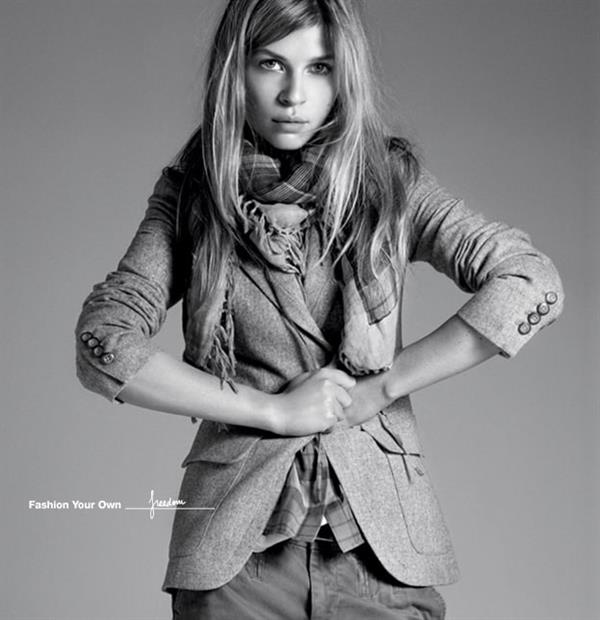 Clemence Poesy