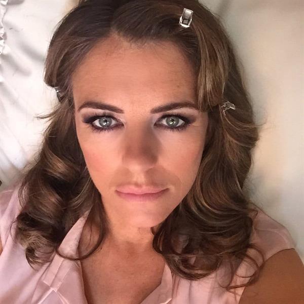 Elizabeth Hurley taking a selfie