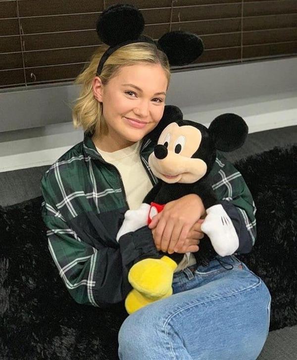 Olivia Holt