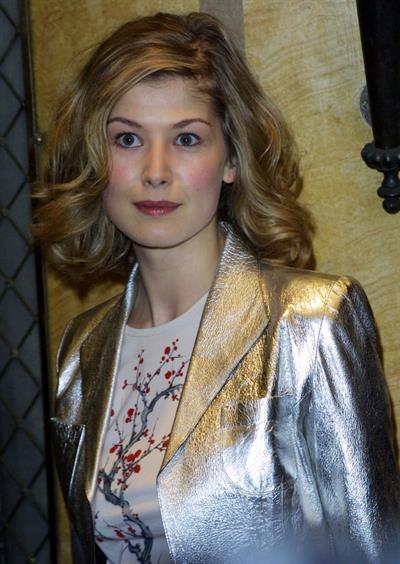 Rosamund Pike