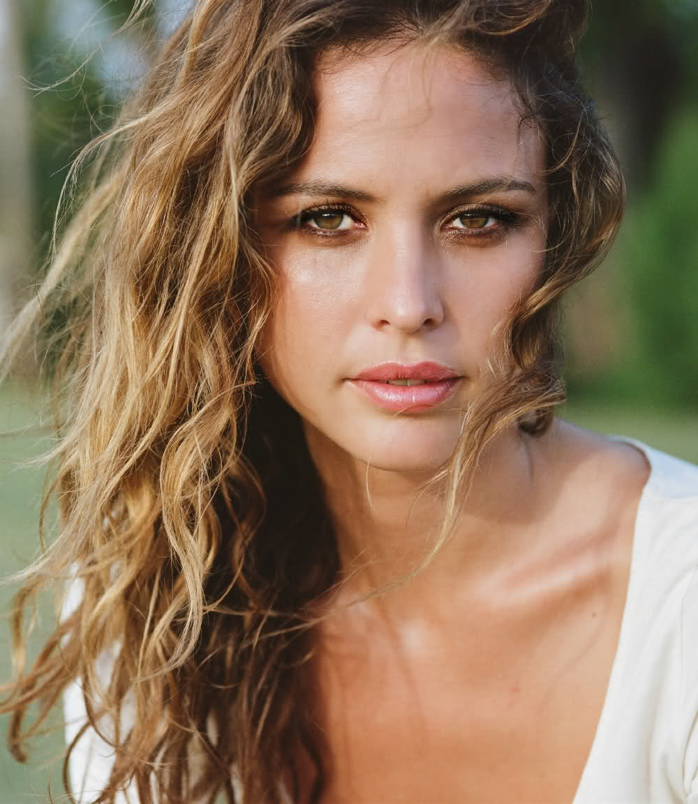 Josie Maran Pictures