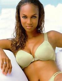 Tyra Banks in lingerie