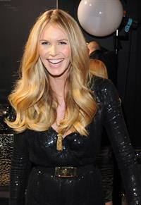 Elle MacPherson