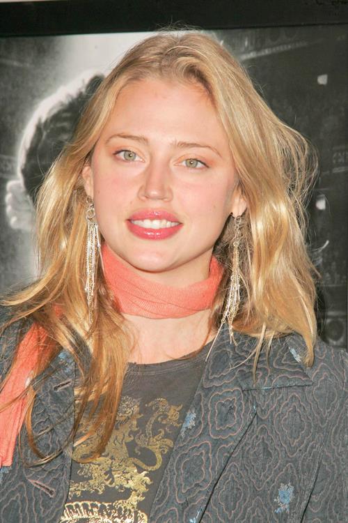 Estella Warren