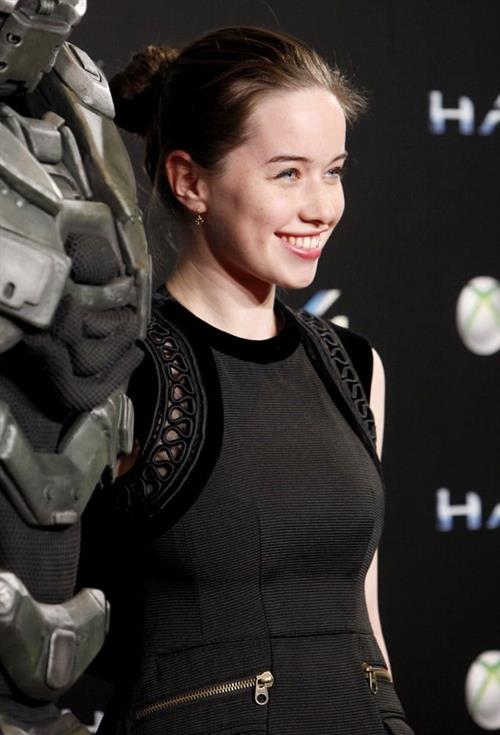 Anna Popplewell