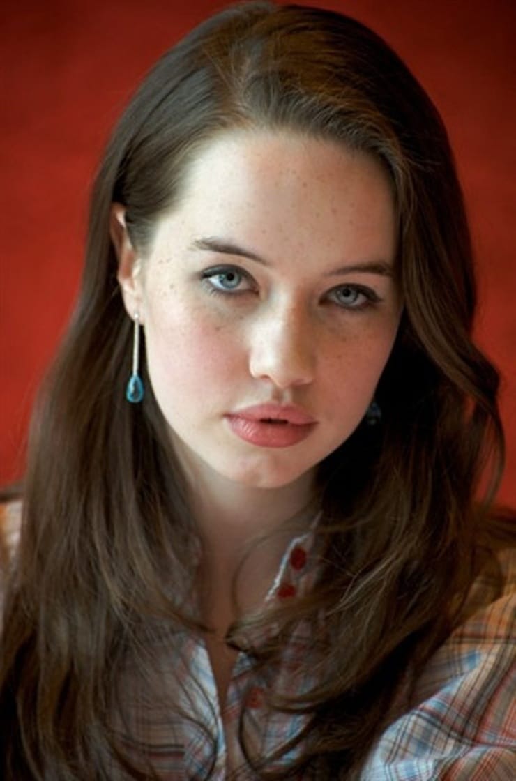 anna-popplewell