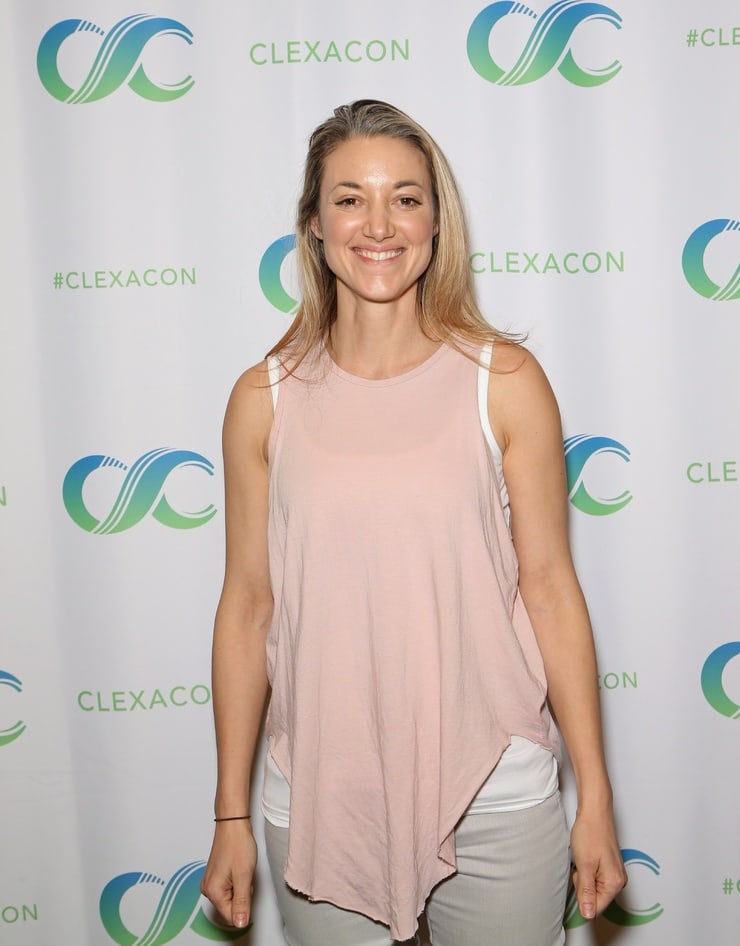 Zoie Palmer Pictures.