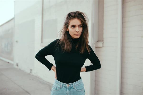 Caitlin Stasey