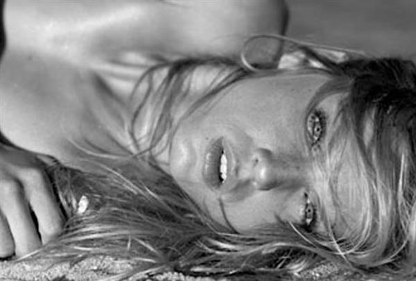 Angela Lindvall