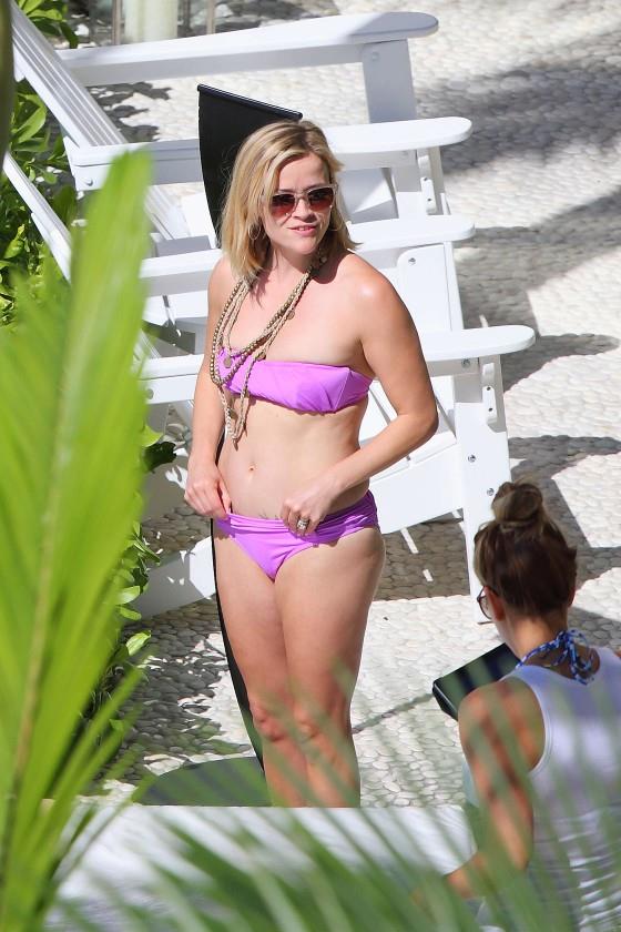 Reese Witherspoon in a bikini