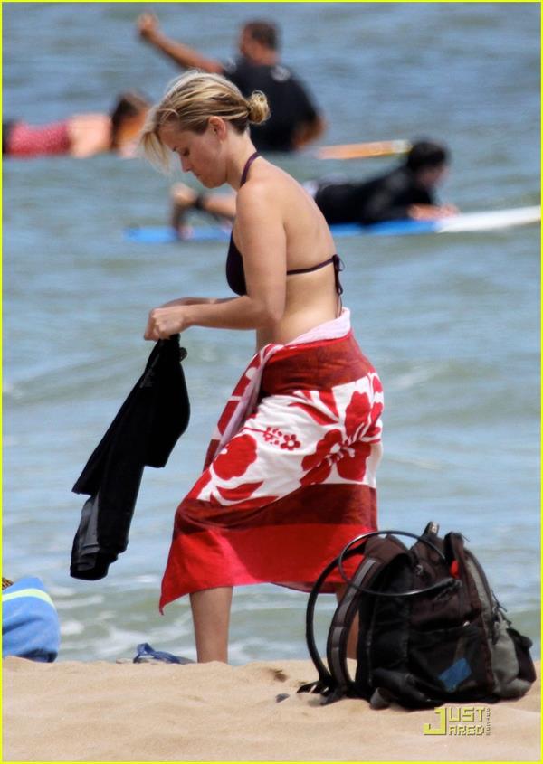 Reese Witherspoon in a bikini