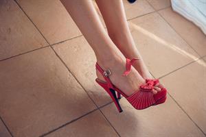 Lea Rose in 'Take a Look'