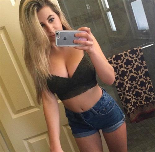 Katie Teresi taking a selfie