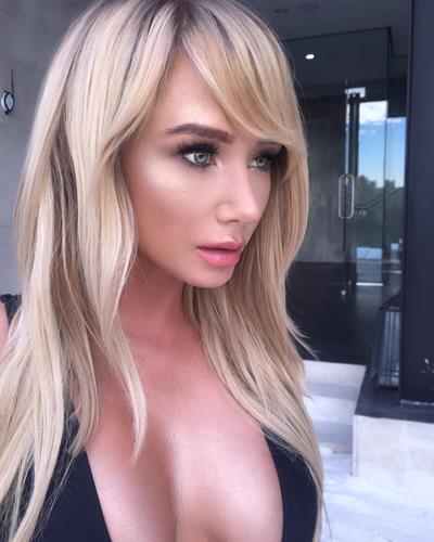 Sara Jean Underwood