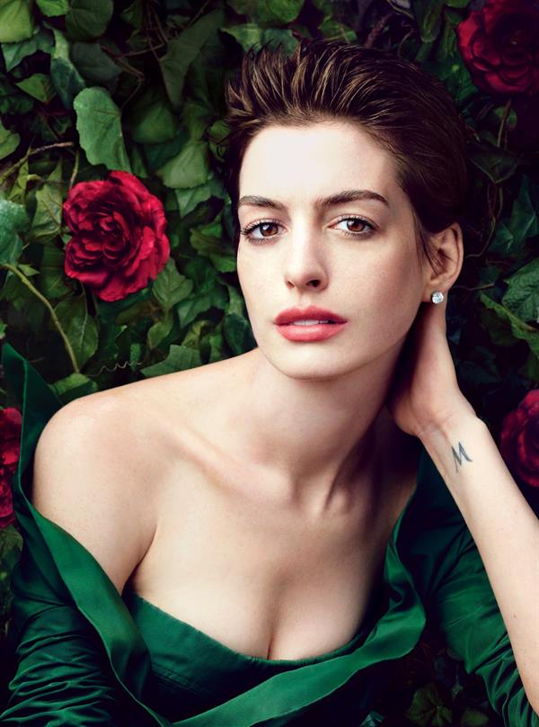 Anne Hathaway