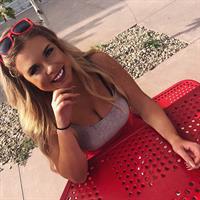 Gwen Price Pictures Sexy Instagram Girl
