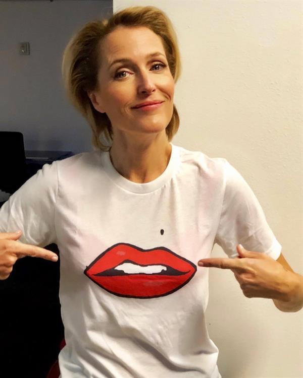 Gillian Anderson