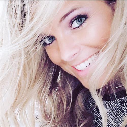 Ellen Petri taking a selfie