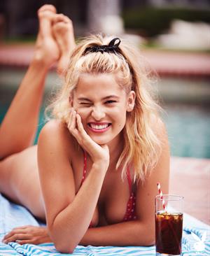 Megan Moore Bikini Pictures Hot Blonde Megan Moore