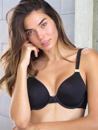 Rachell Vallori in lingerie