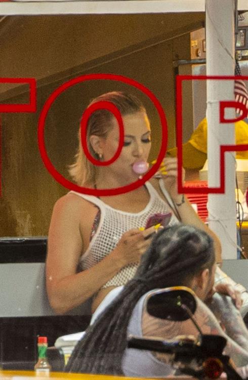 Kate Hudson Pictures Kate Hudson looking sexy in a bikini top seen by paparazzi.