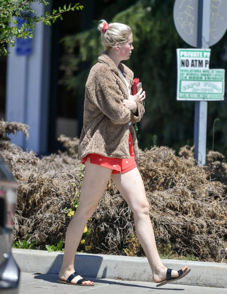 Ireland Baldwin Pictures Ireland Baldwin braless tits pokies seen by paparazzi in a white shirt showing her nipples.