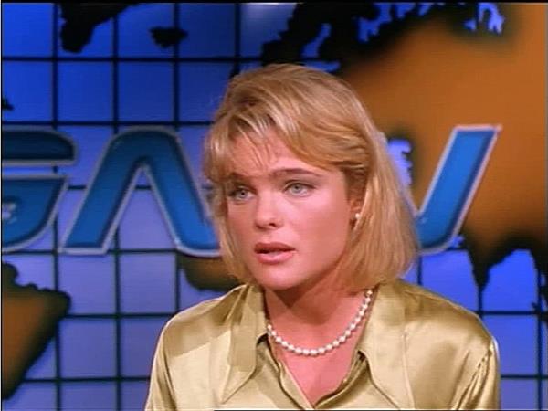 Erika Eleniak