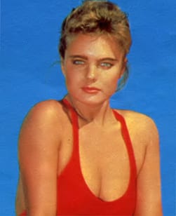 Erika Eleniak