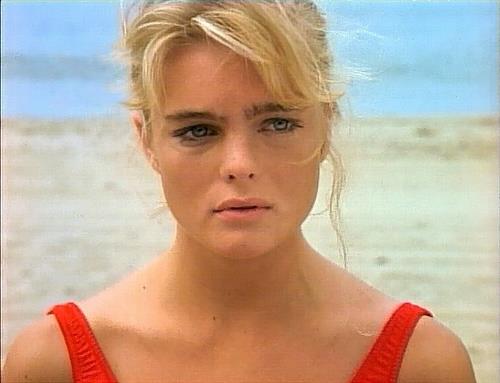 Erika Eleniak