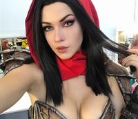 Irine Meier taking a selfie