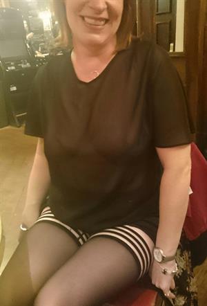 Sexy London Milf always got my boobs and nipples on show all over London 