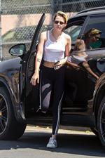 Kristen Stewart braless tits pokies seen by paparazzi in a white top showing off her boobs.










