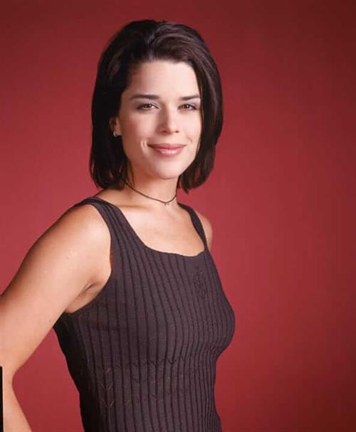 Neve Campbell