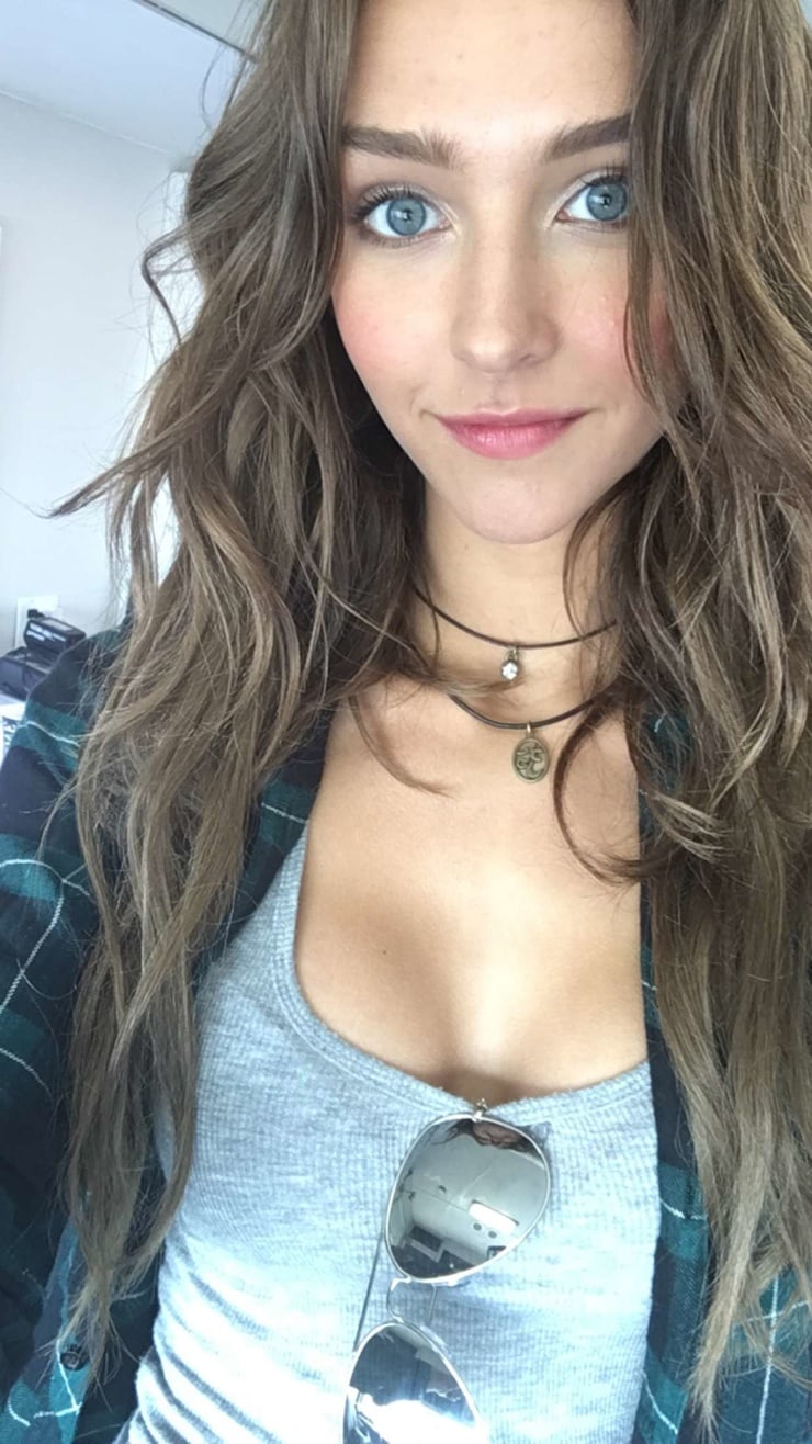 Rachel Cook taking a selfie