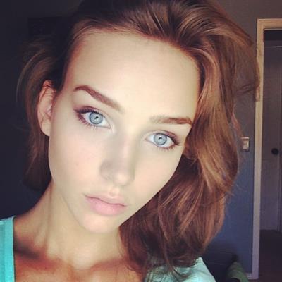 Rachel Cook taking a selfie