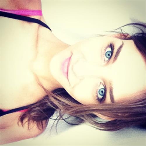 Rachel Cook taking a selfie